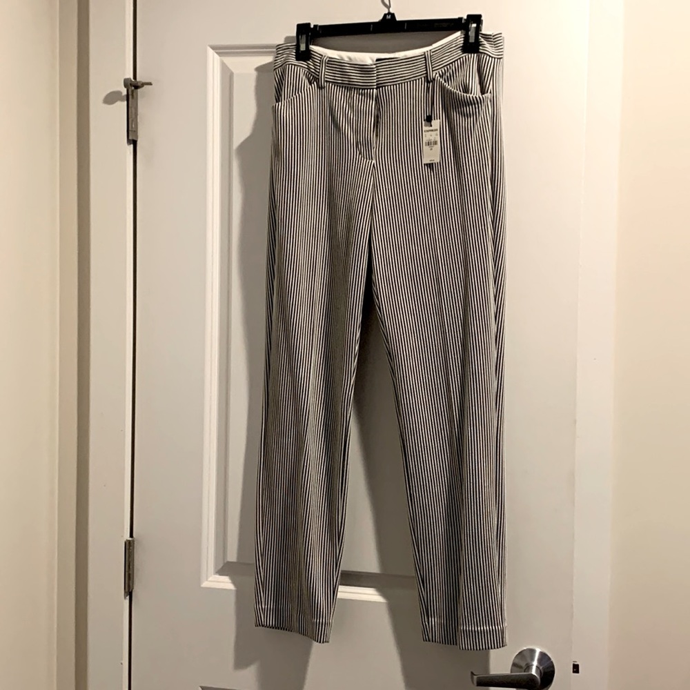 NWT Express columnist ankle pants, size 6